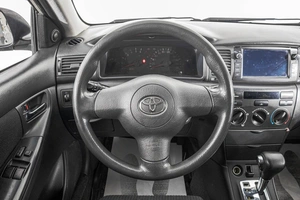 Хетчбэк Toyota Corolla 2005 года, 829000 рублей, Барнаул