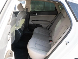 Седан Kia Optima 2016 года, 1640000 рублей, Краснодар