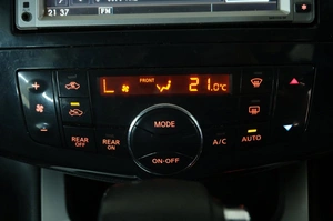 Минивэн Nissan Serena 2011 года, 1129000 рублей, Омск