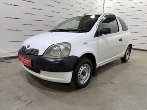 Хетчбэк Toyota Vitz 2000 года, 249000 рублей, Красноярск