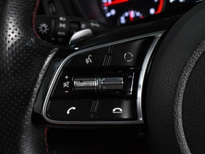 Седан Kia Optima 2018 года, 2335000 рублей, Воронеж