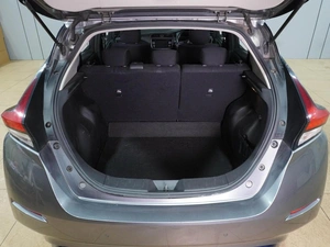 Хетчбэк Nissan Leaf 2017 года, 1679000 рублей, Воронеж