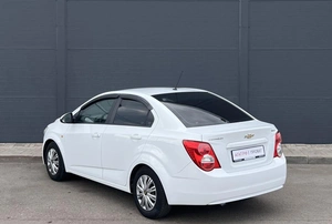Седан Chevrolet Aveo 2014 года, 660000 рублей, Солонцы