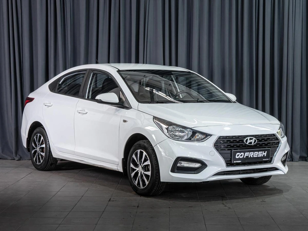 Седан Hyundai Solaris 2017 года, 1165000 рублей, Волгоград