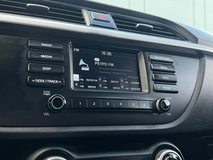 Хетчбэк Kia Rio X-Line 2019 года, 1620000 рублей, Ижевск