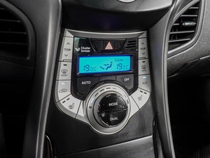 Седан Hyundai Avante 2010 года, 969000 рублей, Воронеж