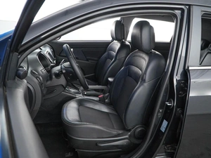 Внедорожник Kia Sportage 2012 года, 999996 рублей, Москва