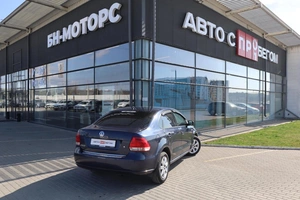 Седан Volkswagen Polo 2012 года, 870000 рублей, Мирное