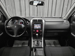 Внедорожник Suzuki Grand Vitara 2013 года, 1570000 рублей, Красноярск
