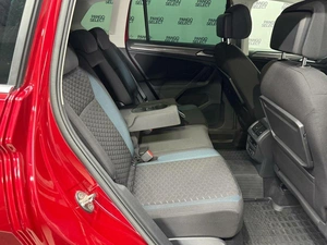 Внедорожник Volkswagen Tiguan 2019 года, 2480000 рублей, Красноярск