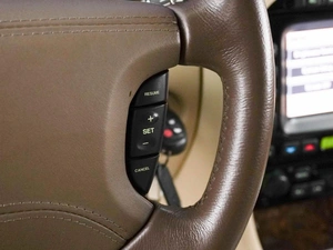 Седан Jaguar XJ 2009 года, 1849985 рублей, Москва