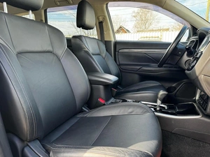 Внедорожник Mitsubishi Outlander 2019 года, 1939000 рублей, Ижевск