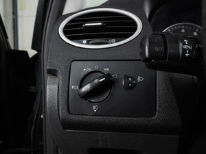Хетчбэк Ford Focus 2007 года, 399000 рублей, Воронеж