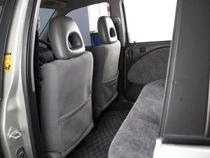 Минивэн Toyota Raum 2001 года, 340000 рублей, Омск
