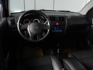 Хетчбэк Kia Picanto 2010 года, 755000 рублей, Красный Пахарь