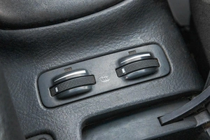 Седан Toyota Avensis 2006 года, 749000 рублей, Барнаул