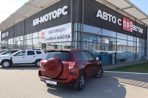Внедорожник Toyota RAV4 2010 года, 1300000 рублей, Мирное