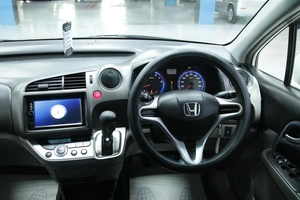 Минивэн Honda Stream 2010 года, 1098000 рублей, Солонцы