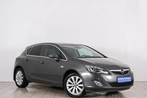 Хетчбэк Opel Astra 2011 года, 769000 рублей, Красноярск