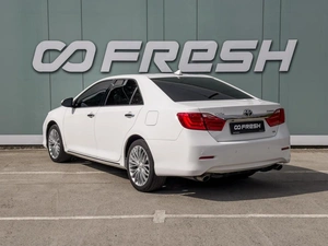 Седан Toyota Camry 2013 года, 1749000 рублей, Большой Сочи