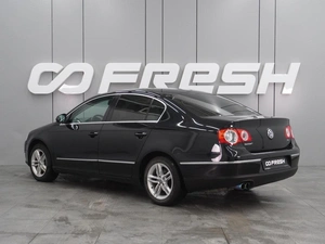 Седан Volkswagen Passat 2010 года, 799000 рублей, Воронеж