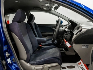 Минивэн Honda Stream 2009 года, 1050000 рублей, Красноярск