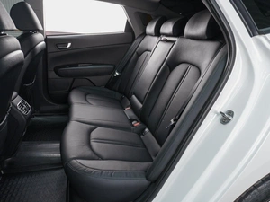 Седан Kia Optima 2019 года, 2369000 рублей, Сургут