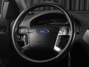 Седан Ford Mondeo 2014 года, 849000 рублей, Тюмень