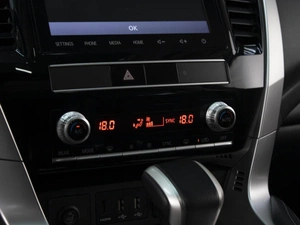 Внедорожник Mitsubishi Montero Sport 2021 года, 3350000 рублей, Омск