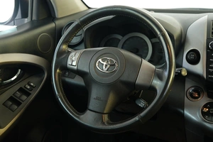 Внедорожник Toyota RAV4 2007 года, 1099000 рублей, Омск
