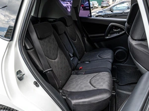 Внедорожник Toyota RAV4 2012 года, 1349000 рублей, Краснодар