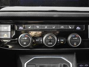 Минивэн Volkswagen Multivan 2021 года, 6183900 рублей, Казань