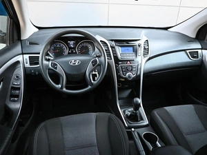 Универсал Hyundai i30 2013 года, 869000 рублей, Кирилловка