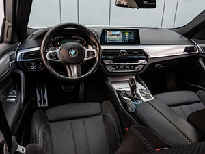 Седан BMW 5 серия 2020 года, 3900000 рублей, Краснодар