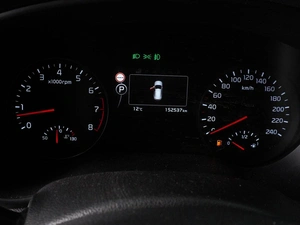 Внедорожник Kia Sportage 2016 года, 1849000 рублей, Красный Пахарь