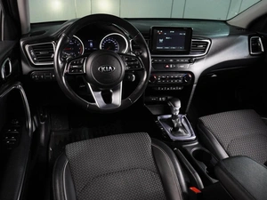 Хетчбэк Kia Ceed 2018 года, 1729000 рублей, Воронеж