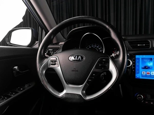 Седан Kia Rio 2015 года, 1149000 рублей, Тюмень