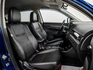 Внедорожник Mitsubishi Outlander 2015 года, 1800000 рублей, Красноярск