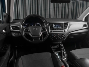 Седан Hyundai Solaris 2018 года, 1479000 рублей, Тюмень