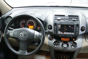 Внедорожник Toyota RAV4 2011 года, 1553000 рублей, Солонцы