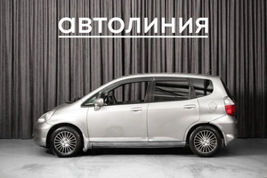 Хетчбэк Honda Fit 2004 года, 399000 рублей, Красноярск