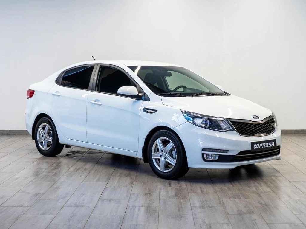 Седан Kia Rio 2016 года, 1209000 рублей, Саратов