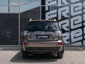 Внедорожник Mitsubishi Outlander 2010 года, 1350000 рублей, Краснодар