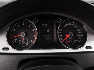 Седан Volkswagen Passat 2009 года, 774000 рублей, Воронеж