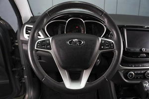 Универсал ВАЗ (LADA) Vesta Cross 2021 года, 1350000 рублей, Омск