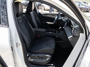Внедорожник Volkswagen Tiguan L 2026 года, 4875000 рублей, Краснодар