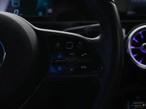 Седан Mercedes-benz A-класс 2019 года, 2322444 рублей, Москва