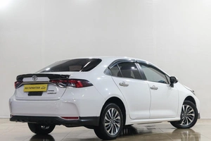 Седан Toyota Corolla 2019 года, 1599000 рублей, Новокузнецк