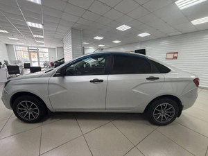 Седан ВАЗ (LADA) Vesta 2018 года, 699000 рублей, Ачинск