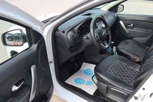 Седан Renault Logan 2020 года, 920000 рублей, Мирное